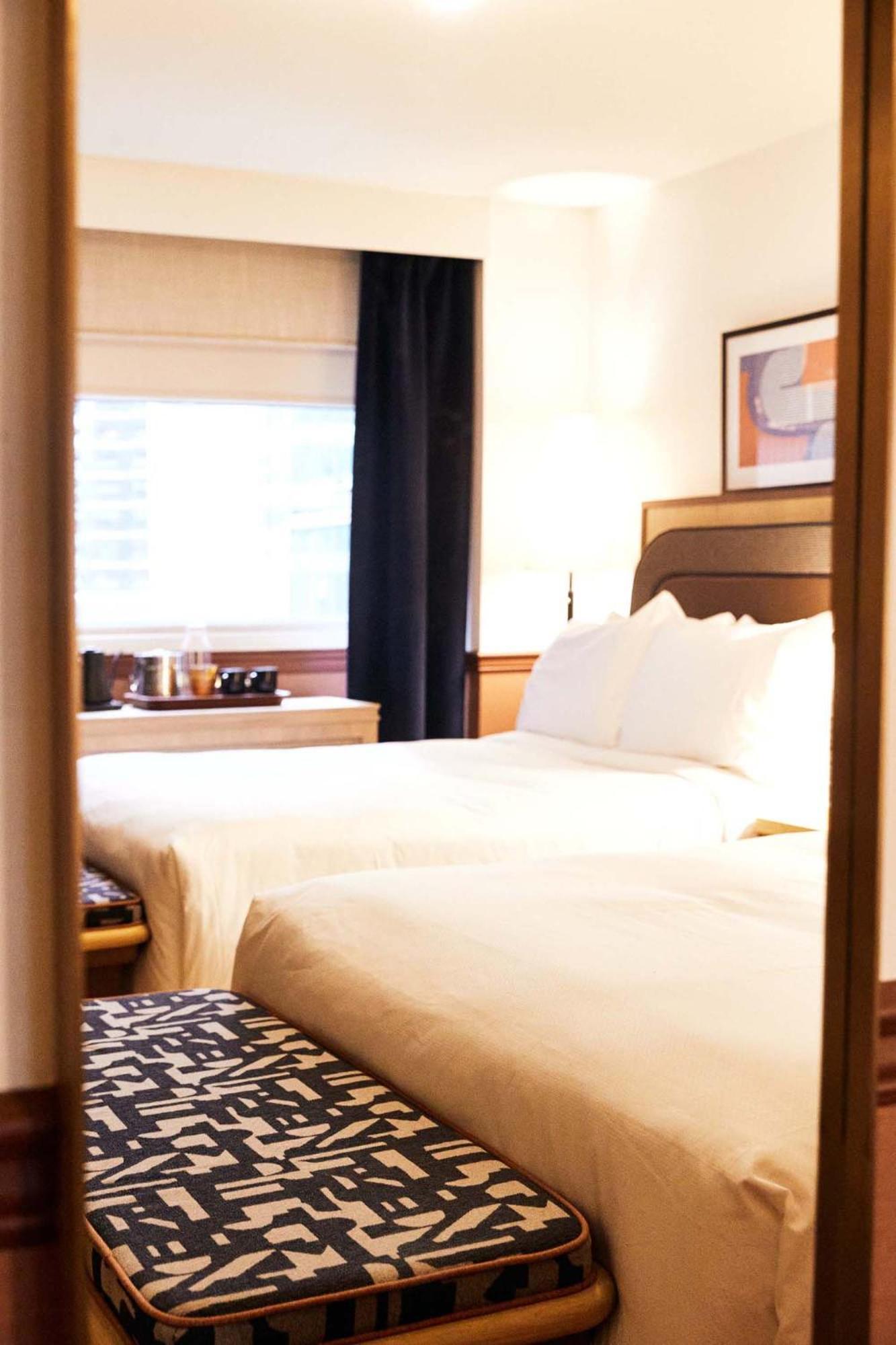 Union Hotel Toronto Room photo
